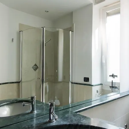 Apartment Youhosty - Brocchi 24 Milan
